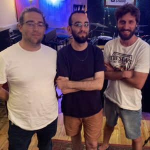 שיפר אורי יוגי